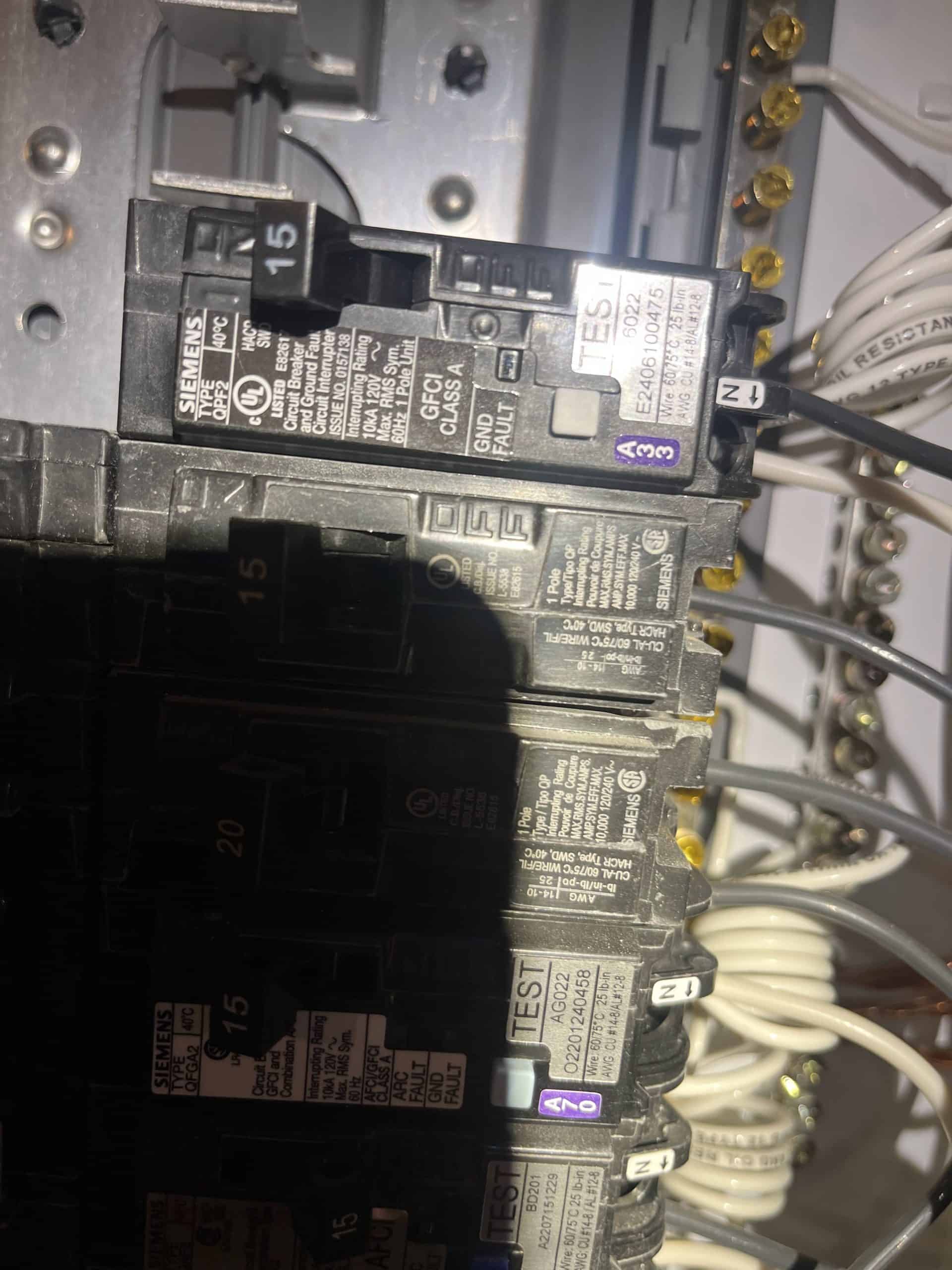 Replcaing arc fault circuit breaker siemans panel in white rock