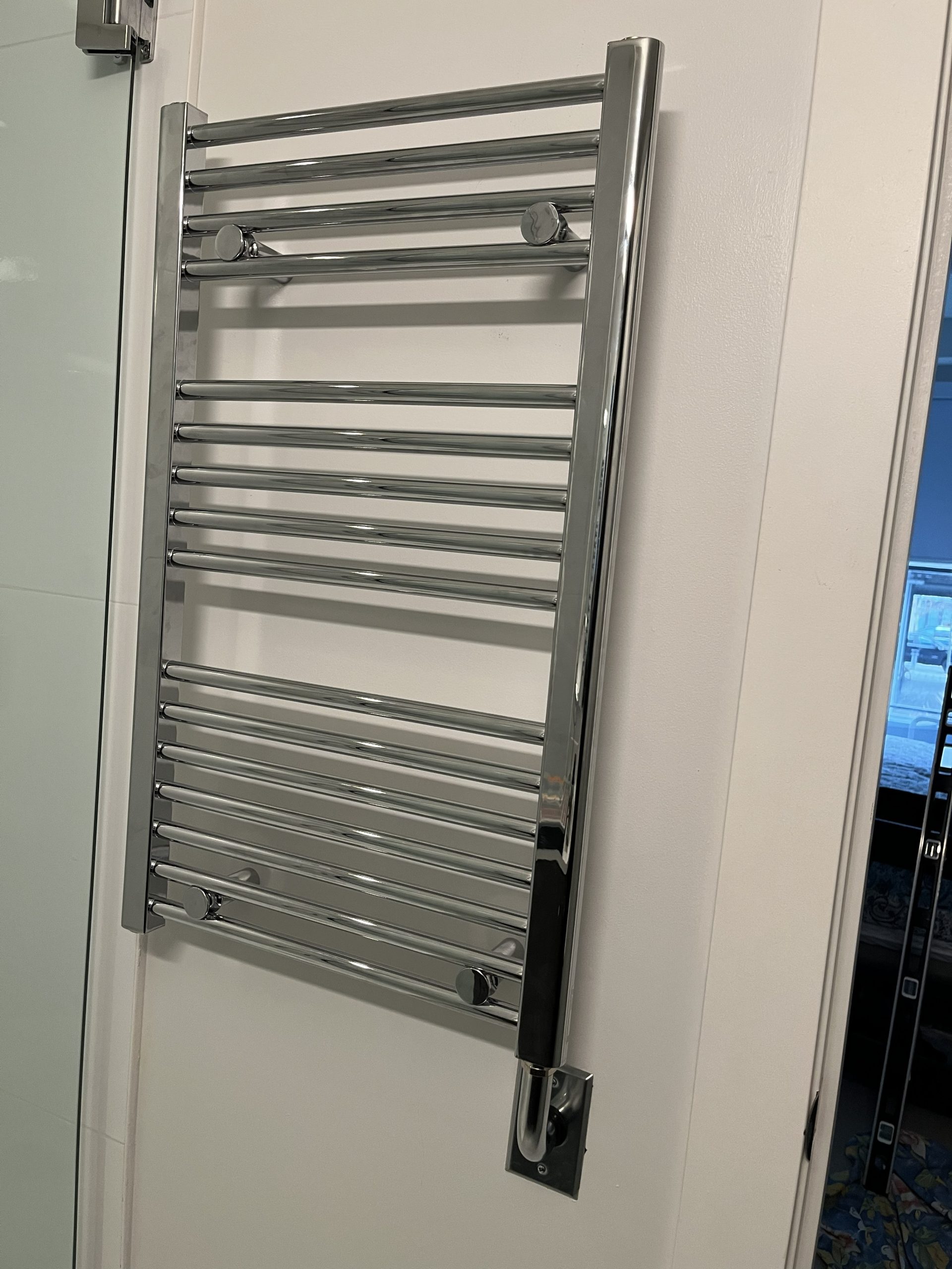 towel-warmer-wiring-installation-electrician-richmond-bc